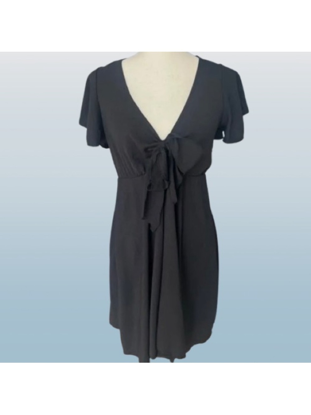 See You Monday- Black Tie Front Flowy Dress. Size: small